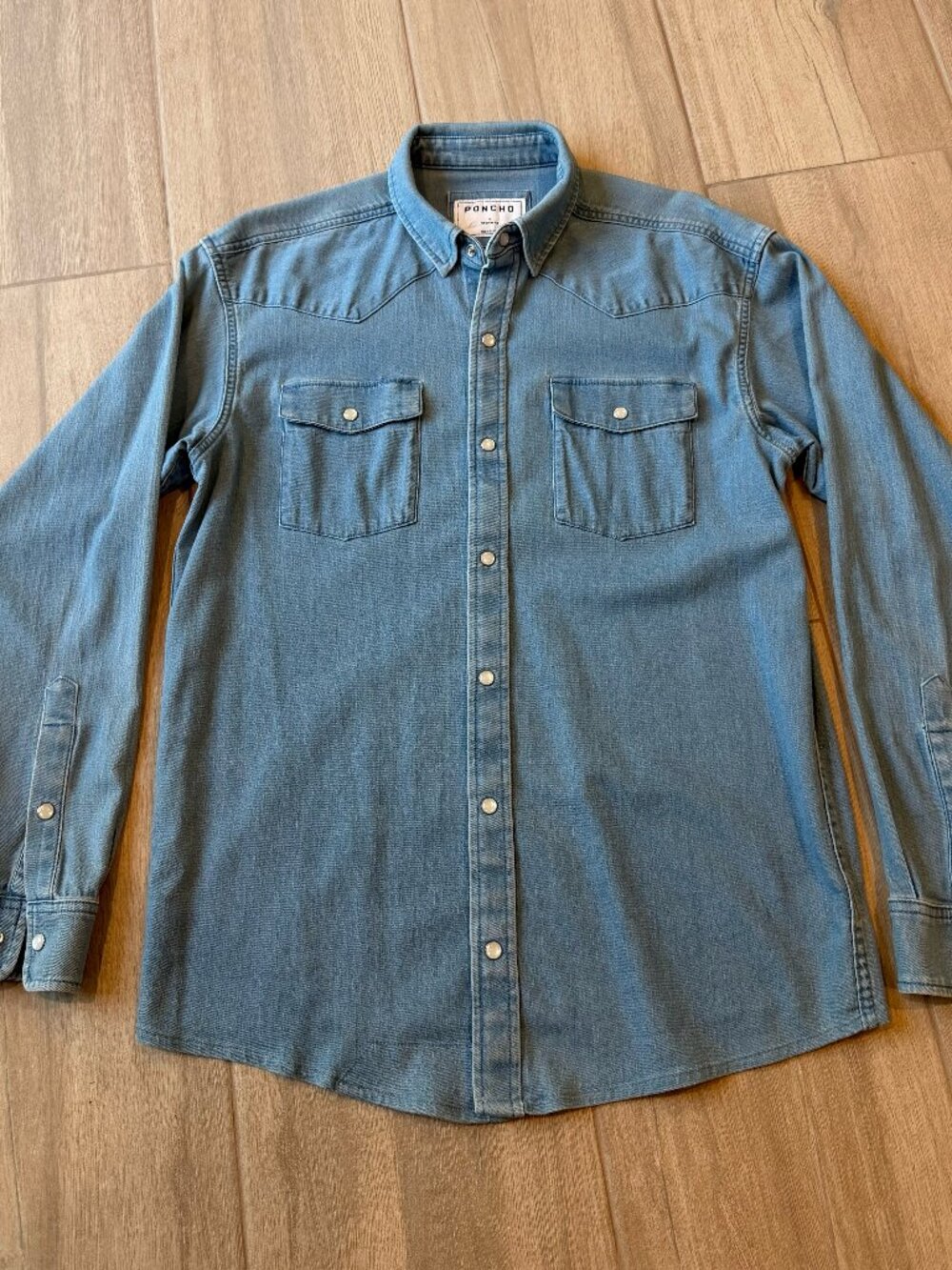 Men's Light Washed Denim Western Button-Down Long Sleeve Poncho Shirt